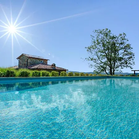 Sleeps 8 Pool Wifi Villa Preggio