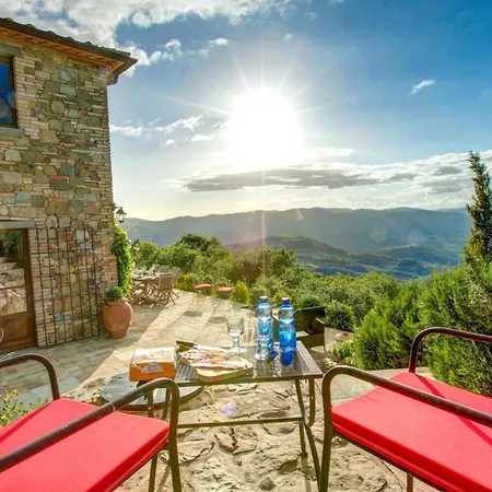 Sleeps 8 Pool Wifi Preggio